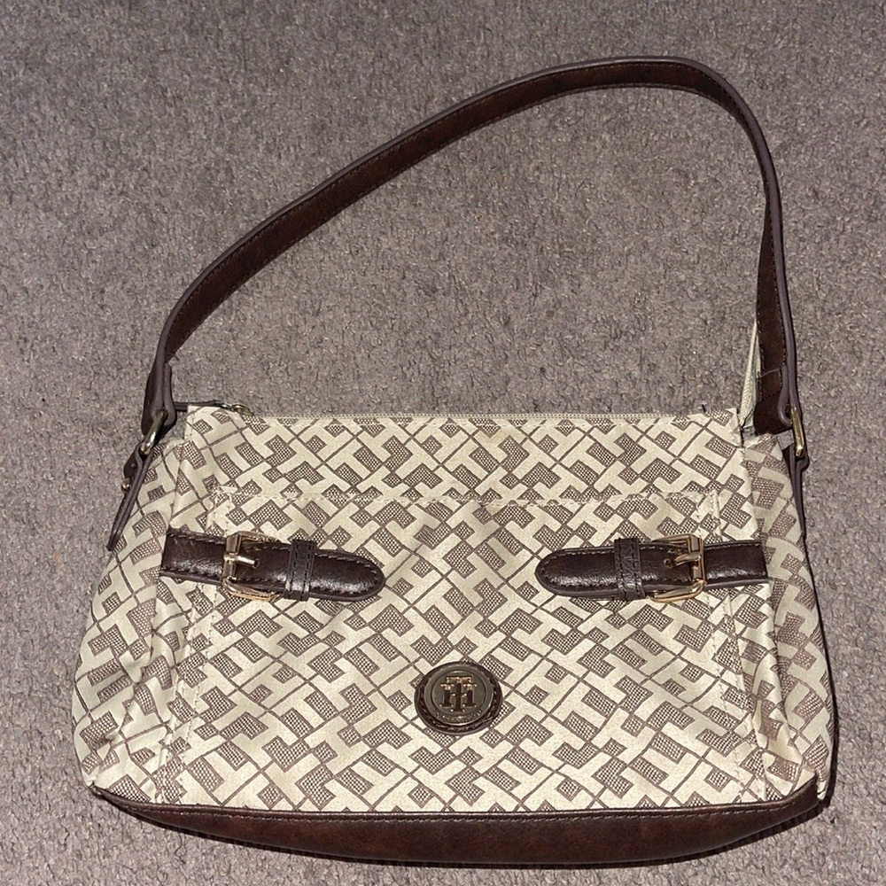 Tommy Hilfiger shoulder bag purse